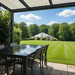 Lavish In Oberhambach