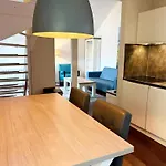 Lavish In شقة Oberhambach