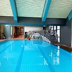 Lavish In * Oberhambach