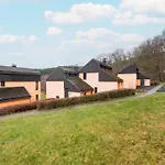 Lavish In * Oberhambach