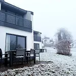 Lavish In * Oberhambach