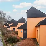 Lavish In * Oberhambach