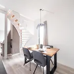 شقة Lavish In Oberhambach