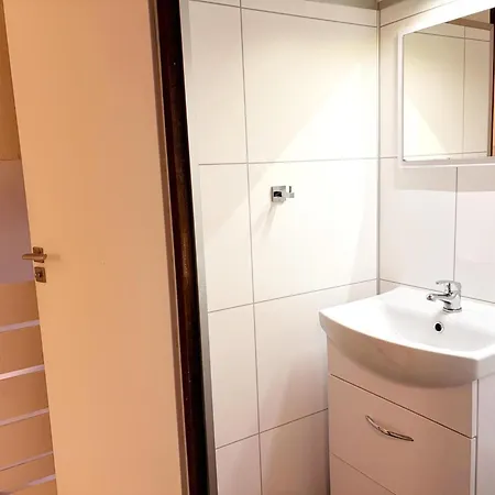 Apartment Lavish In Oberhambach