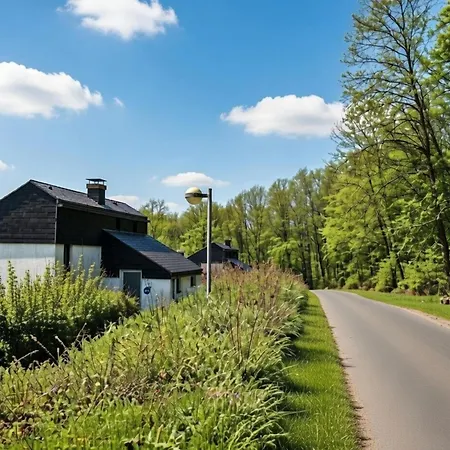 Lavish Hambachtal Ferienhaus Oberhambach