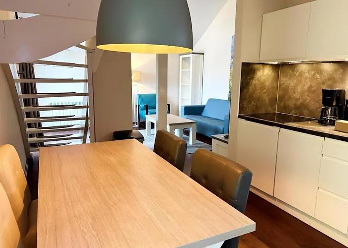 Lavish In Oberhambach